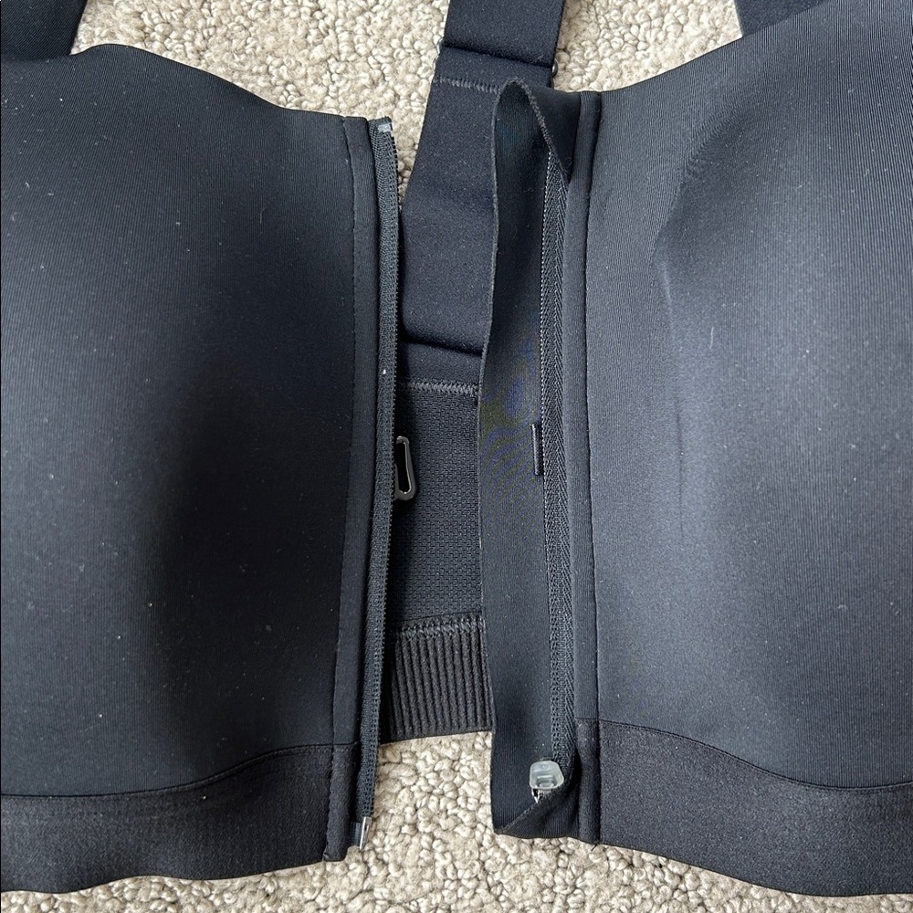 All in Motion Sculpt High Support Zip-Front Sports Bra in Black Size 36DD NEW - Picture 8 of 13